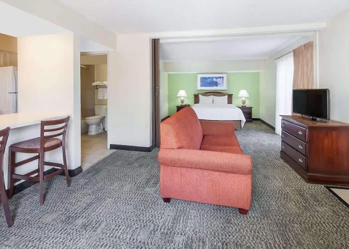 Hawthorn Suites Dallas Love Field